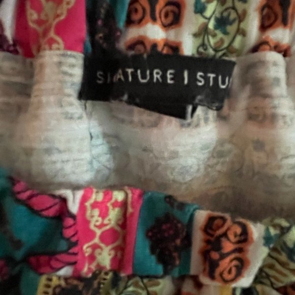 blouse - Picture 2 of 2